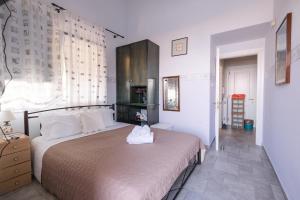 Postel nebo postele na pokoji v ubytování Blue Crystal Villa