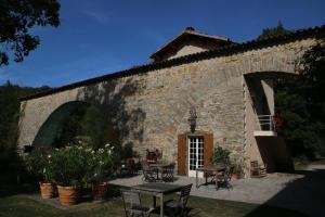 Photo de la galerie de l'établissement Les Tilleuls, à Saint-Georges-de-Luzençon