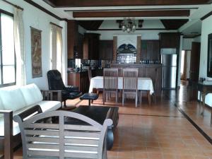 Posezení v ubytování Gardenia Oceanfront Villa
