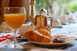 Сніданок для гостей Hotel Berghof Amaranth