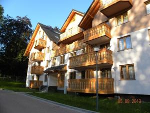 Budova, v ktorej sa apartmán nachádza