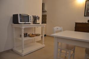 A kitchen or kitchenette at Belle Époque
