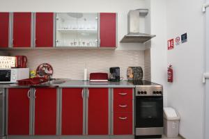 Kuchyň nebo kuchyňský kout v ubytování Apartmani Damant