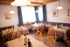 Restaurace v ubytování Gasthaus Abram