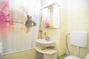 Ένα μπάνιο στο Apartment NL +12 φωτογραφίες