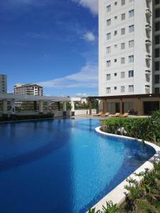 Πισίνα στο ή κοντά στο IT Park Deluxe 1.5 bedrooms apartment