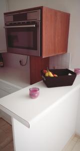 
A kitchen or kitchenette at Residentie Aramis
