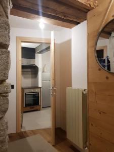 Η κουζίνα ή μικρή κουζίνα στο Milla Appartamento 4-6 letti - Pontagna -1km Ponte di Legno T04416