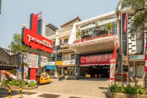 Gallery image of Hotel Promenade Cihampelas in Bandung