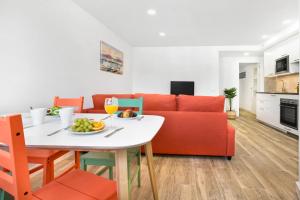 Η κουζίνα ή μικρή κουζίνα στο Stay U-nique Apartments Fabra i Puig