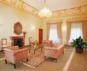 Posezení v ubytování Hotel Villa San Lucchese