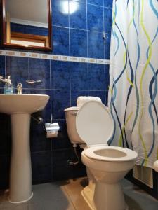 Vannituba majutusasutuses Hostal La Base
