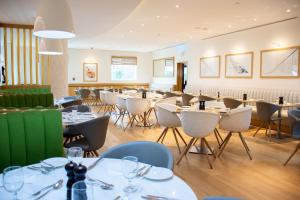 Nhà hàng/khu ăn uống khác tại Premier Inn Dubai Investments Park
