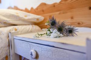 Katil atau katil-katil dalam bilik di Hotel de Moiry Supérieur