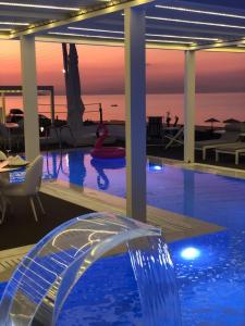 The swimming pool at or close to Crystal villas & suites