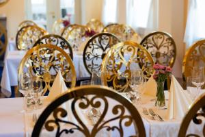 Restoran või mõni muu söögikoht majutusasutuses Art Hotel Kaštieľ