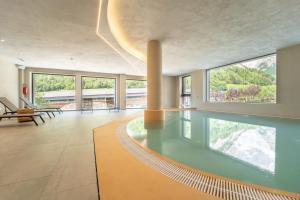 Piscina di TH Courmayeur o nelle vicinanze