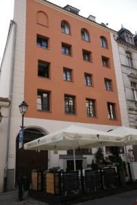 Budova, v ktorej sa apartmán nachádza