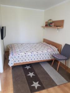 Łóżko lub łóżka w pokoju w obiekcie Asunduse 3 Apartment