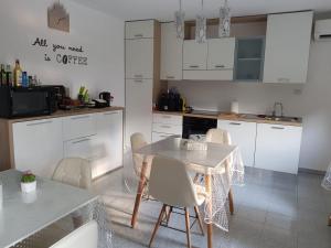 Kuchyň nebo kuchyňský kout v ubytování B&B da Mary