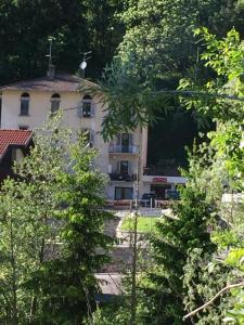 Gallery image of Milla Appartamento 4-6 letti - Pontagna -1km Ponte di Legno T04416 in Villa Dalegno