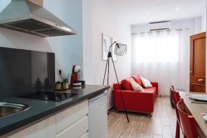 Kuchnia lub aneks kuchenny w obiekcie Hostly O'DONNELL B Center-Fibre-Parking Op-CLess
