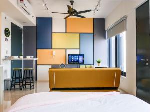 Gallery image of Tropicana 218 Macalister Studio with Seaview in George Town