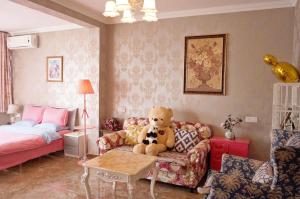 Xiao Yu Residential Apartment Near Jiefangbei and Hongya Cave客房内的一张或多张床位