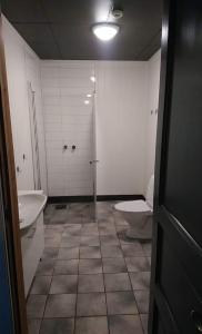 Koupelna v ubytování Mosjøen Romutleie - Sentrum 3