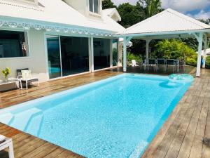 Piscina en o cerca de Villa Palina Guadeloupe