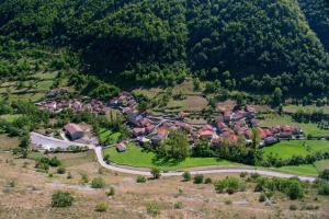 Φυσικό τοπίο κοντά σε αυτή η παραθεριστική κατοικία