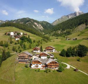 Gallery image of Hotel Pension Odles in San Martino in Badia