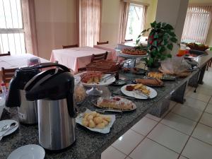 Makanan di atau berdekatan hotel