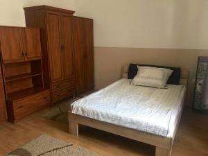 Gallery image of Árkádia Apartman in Pápa