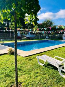 Swimming pool sa o malapit sa Casa da Quinta da Prelada Simão partie basse