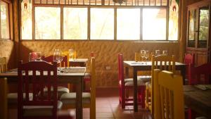 Restoran ili neka druga zalogajnica u objektu Samadhi Ecohotel by Rotamundos