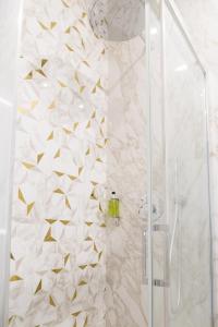 Koupelna v ubytování Hôtel So Marais