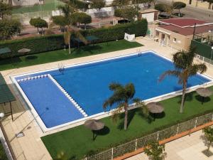 Πισίνα στο ή κοντά στο LUJOSO apartamento- PLAYA Canet Berenguer