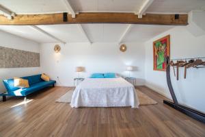 Ένα ή περισσότερα κρεβάτια σε δωμάτιο στο Quinta Da Estrada Winery Douro Valley