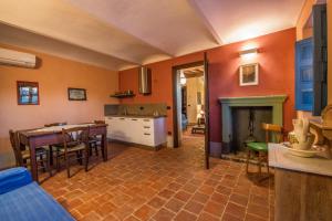 Kuchyň nebo kuchyňský kout v ubytování Albergo Ristorante Garibaldi + 37 fotografií