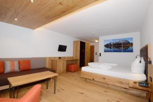 TV a/nebo společenská místnost v ubytování Hotel Park