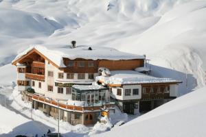 Zdjęcie z galerii obiektu Gasthof Valluga w mieście Sankt Christoph am Arlberg