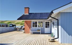 Το κτήριο όπου στεγάζεται  η παραθεριστική κατοικία