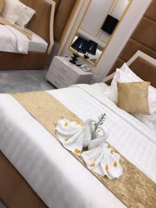 Kampong Thom Royal Hotel客房内的一张或多张床位