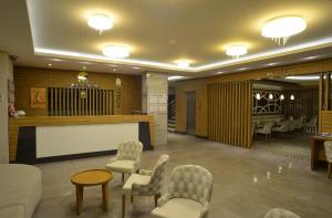 Posezení v ubytování Maris Beach Hotel