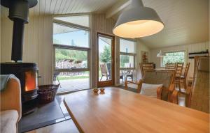 エーベルトフトにあるBeautiful Home In Ebeltoft With 3 Bedrooms And Saunaのギャラリーの写真