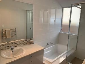 Gallery image of Carpe Diem South #3 in Busselton +16 photos