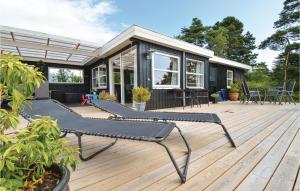 Zahrada ubytování Holiday Home Uglevej Ebeltoft Iii
