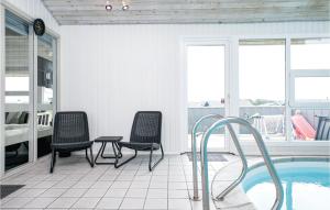 Фотография из галереи Holiday Home Lokken 21 With Hot Tub в городе Лёккен +17 фотографий