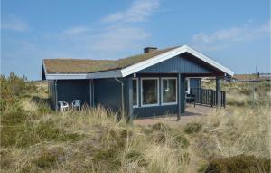 Budova, kde se prázdninový dům nachází + 17 fotografií